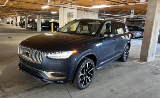 2023 Volvo XC90 Plus Bright
