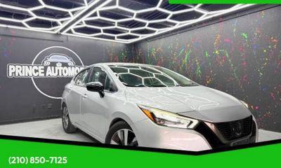2020 Nissan Versa SR