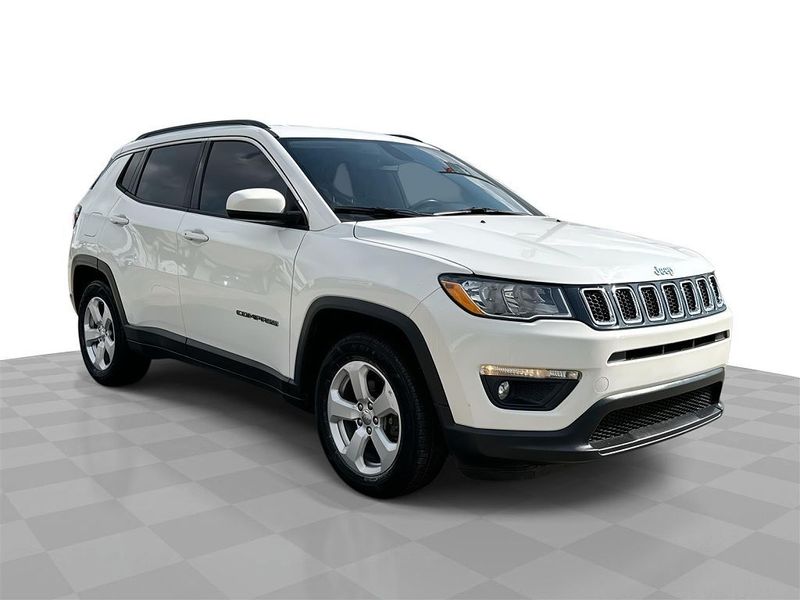 2019 Jeep Compass — a typically priced live listing
