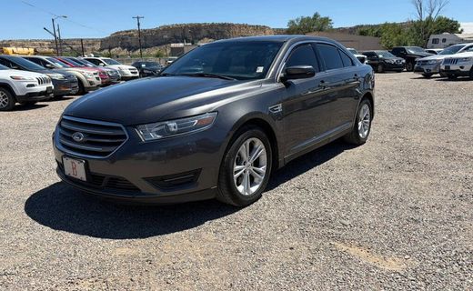 2018 Ford Taurus SEL