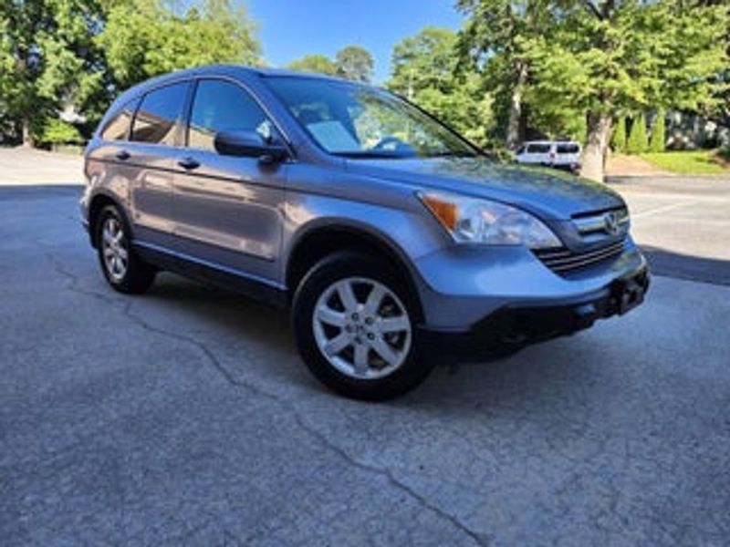 2007 Kia Rondo — a typically priced live listing