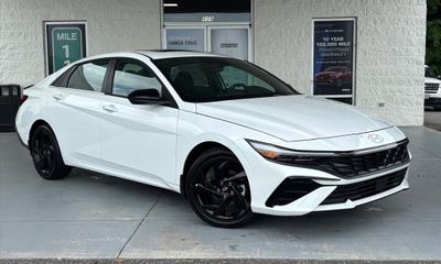 2026 Hyundai Elantra SEL Sport Premium