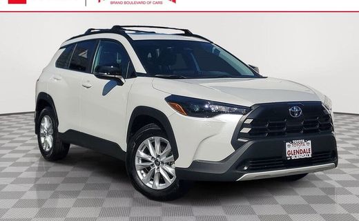2026 Toyota Corolla Cross LE