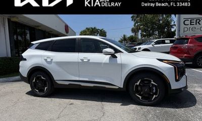 2027 Kia Sportage EX