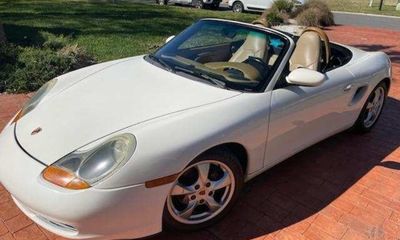 2001 Porsche Boxster Base