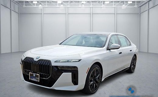 2026 BMW 740I