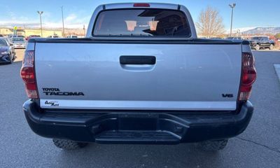 2013 Toyota Tacoma Delux