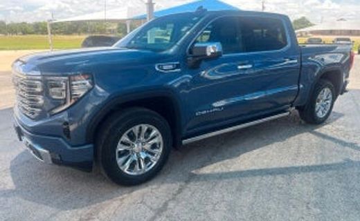 2025 GMC Sierra Denali