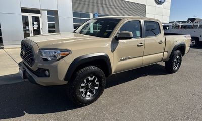 2020 Toyota Tacoma SR5
