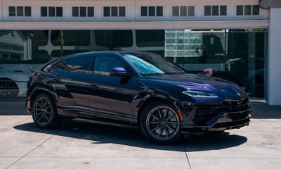 2025 Lamborghini Urus SE