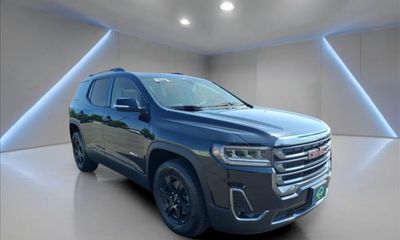 2022 GMC Acadia AT4