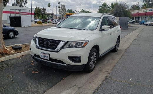 2019 Nissan Pathfinder S