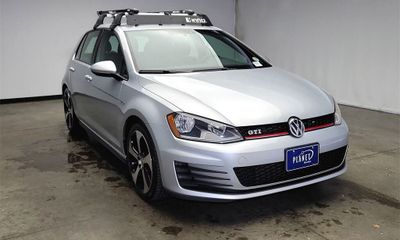 2016 Volkswagen Golf GTI 2 0T Base