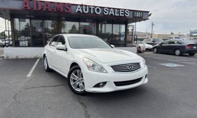 2015 Infiniti Q40 37
