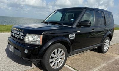2012 Land Rover LR4 HSE LUX