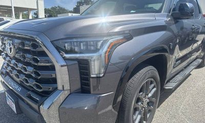 2022 Toyota Tundra Platinum