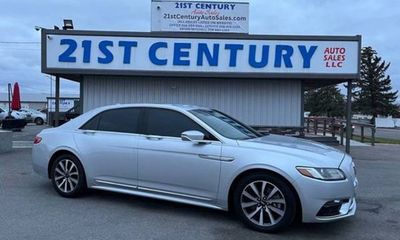 2018 Lincoln Continental Premier