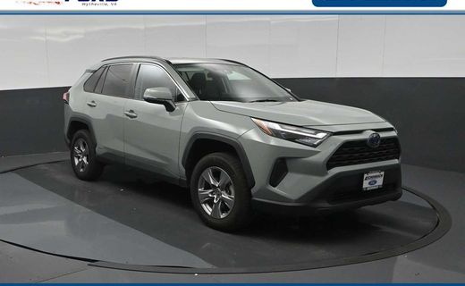 2022 Toyota RAV4 XLE