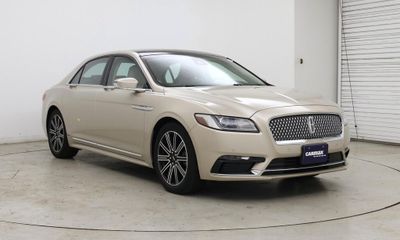 2017 Lincoln Continental Reserve