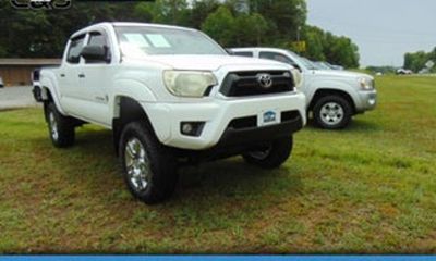 2013 Toyota Tacoma Delux