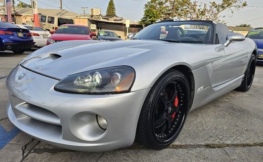 2004 Dodge Viper