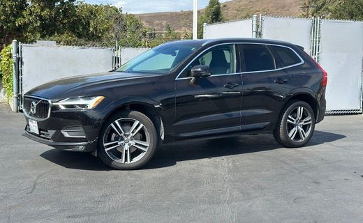 2021 Volvo XC60 Momentum