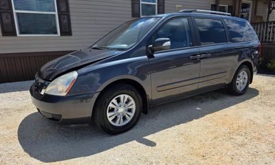 2012 Kia Sedona LX