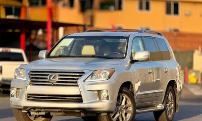 2013 Lexus LX 570