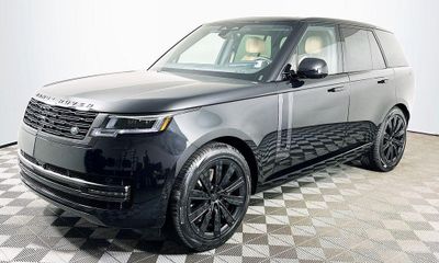 2026 Land Rover Range SE