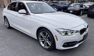 2017 BMW 330I SA