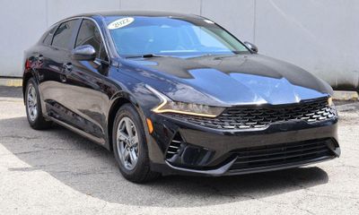 2022 Kia K5 LXS