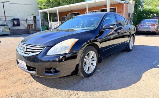 2012 Nissan Altima SR