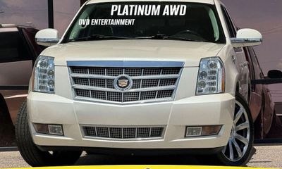 2013 Cadillac Escalade Platinum