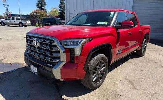 2025 Toyota Tundra Platinum