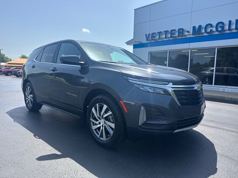 2022 Chevrolet Equinox — a typically priced live listing