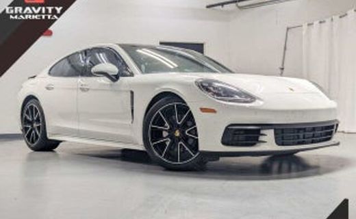 2018 Porsche Panamera