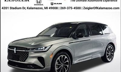 2024 Lincoln Nautilus Reserve