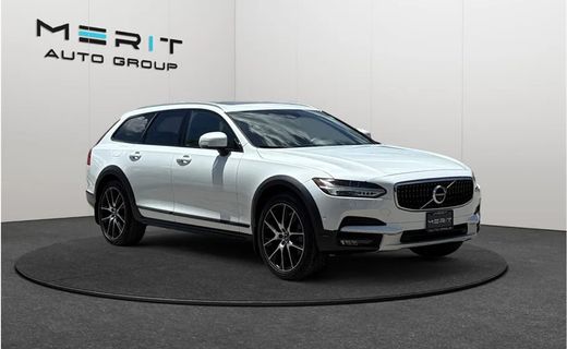 2018 Volvo V90CC Inscription