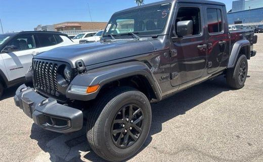 2022 Jeep Gladiator Sport