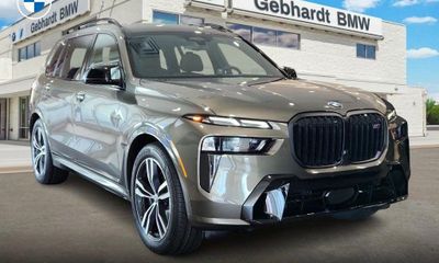 2025 BMW X7 M60I
