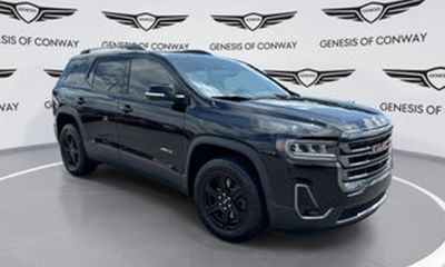 2025 GMC Acadia AT4