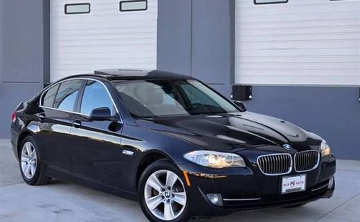 2013 BMW 528xi 528i xDrive Sedan