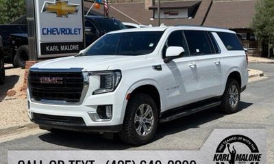 2023 GMC Yukon XL SLE