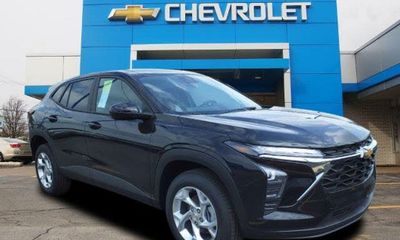 2024 Chevrolet Trax LS