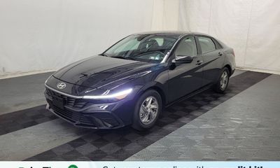 2024 Hyundai Elantra SE