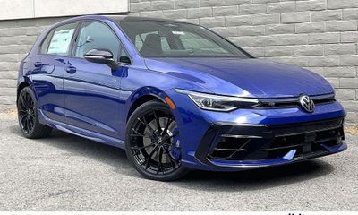 2026 Volkswagen Golf R 2 0 TSI