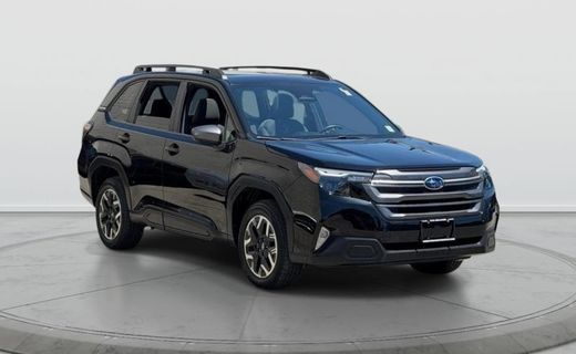 2025 Subaru Forester Premium Base