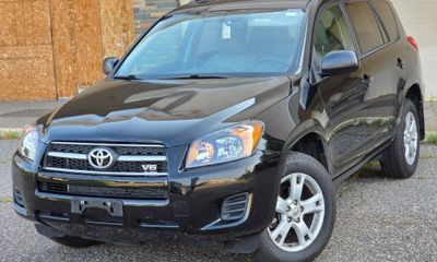 2012 Toyota RAV4 Standard