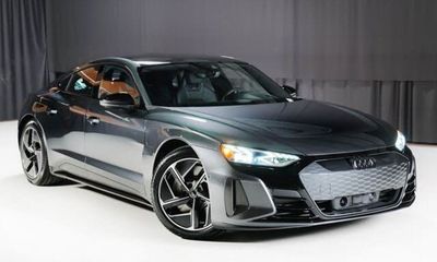 2023 Audi RS E-Tron GT Quattro