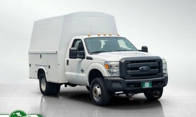 2014 Ford F-350 350 Chassis